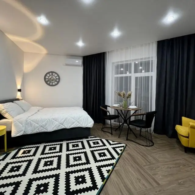Real photos of Apartment from the company Home Hotel on Pravdy, 2