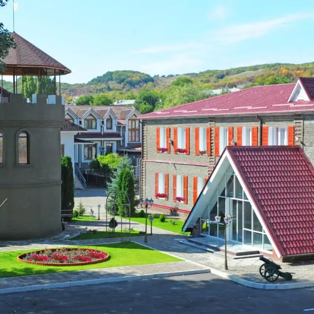 Real photos of Old Courtyard