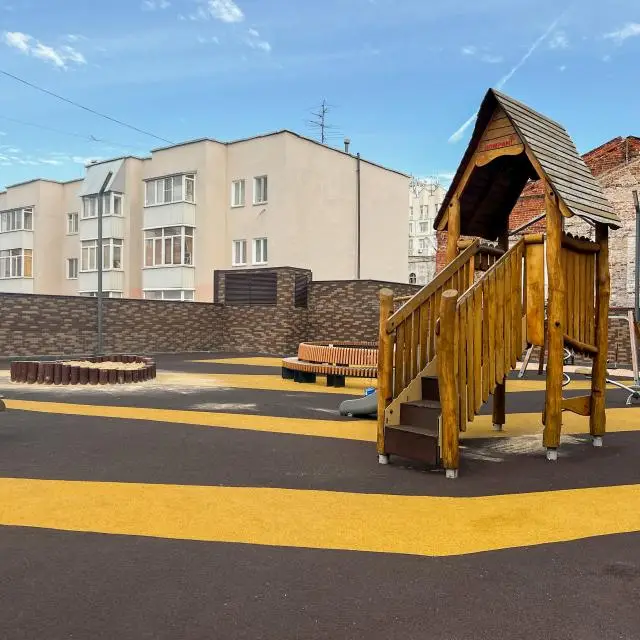 Real photos of uTrip on Stolbova Street