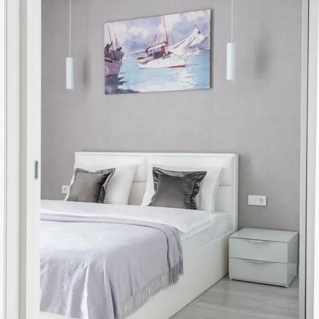 Real photos of Bulbash Apartments on Makayenka street 12D