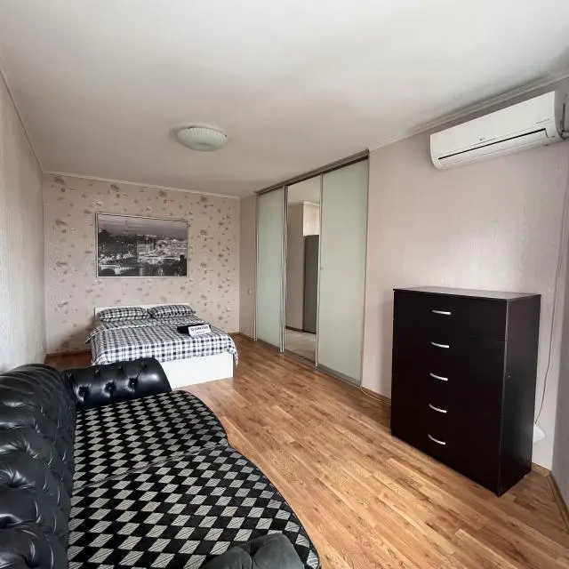 Реальные фото BestFlat24 (БэстФлэт24) на улице Рождественская 7