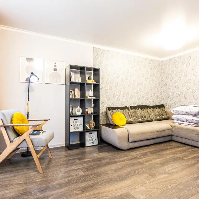 Real photos of 67 apartments on 13 Orshanskaya Street