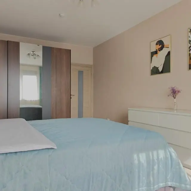Real photos of One-bedroom apartment with two separate bedrooms