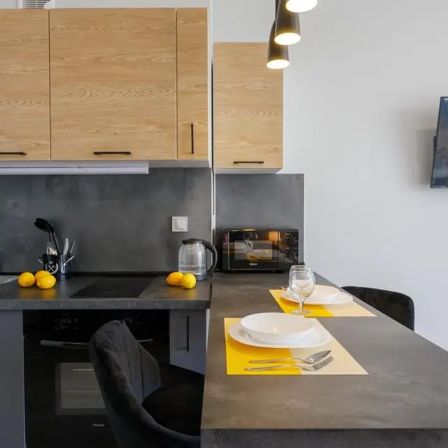 Real photos of Studio with panoramic view