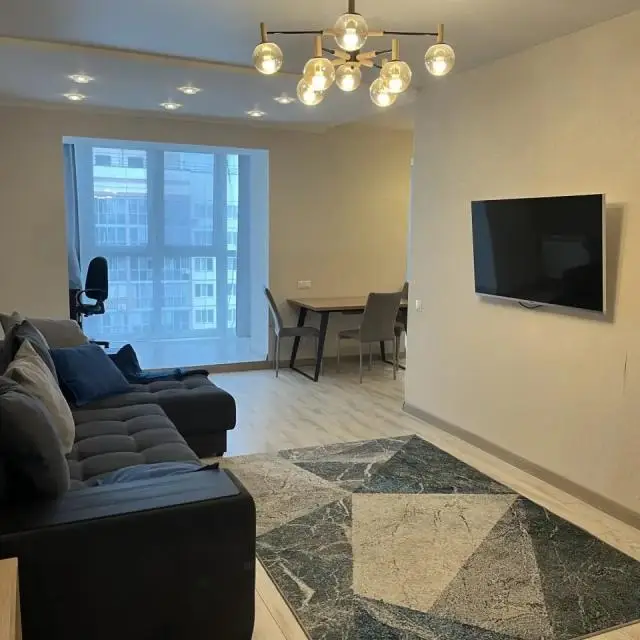 Real photos of GOOD NIGHT Apartments on Neftyanoy 13