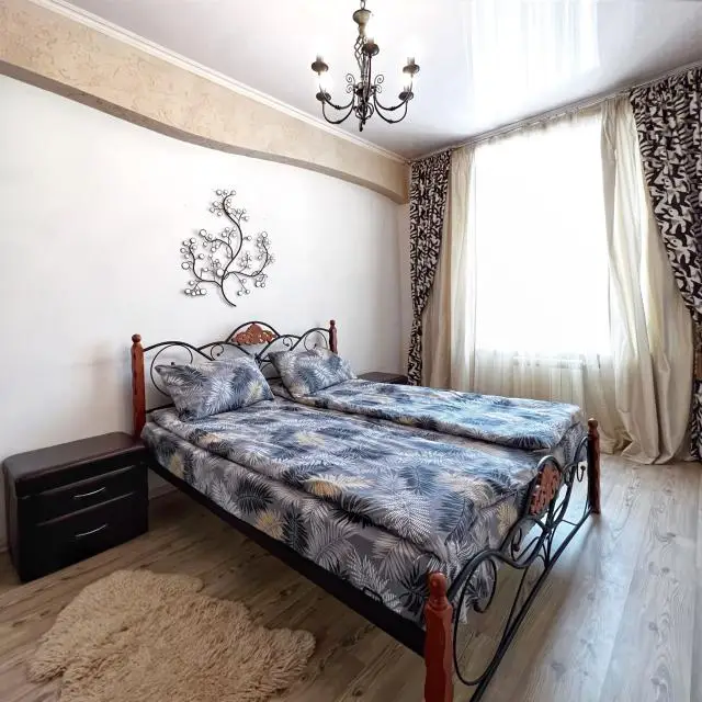 Real photos of Granada Apartments on Victory Street 