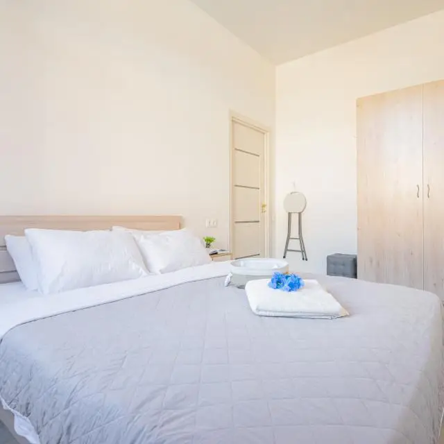 Real photos of 2-room apartment, 40 m2