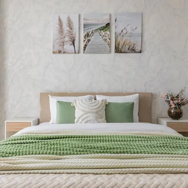 Real photos of Owl-house on Gagarin Avenue 36k3