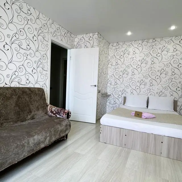 Real photos of The Right Room on the Lukanin Brothers
