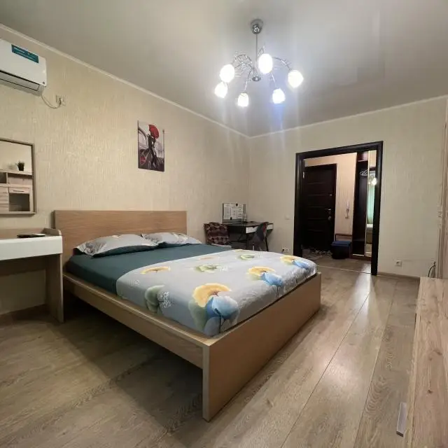 Реальные фото АлексХоум на улице 9 Мая 12А