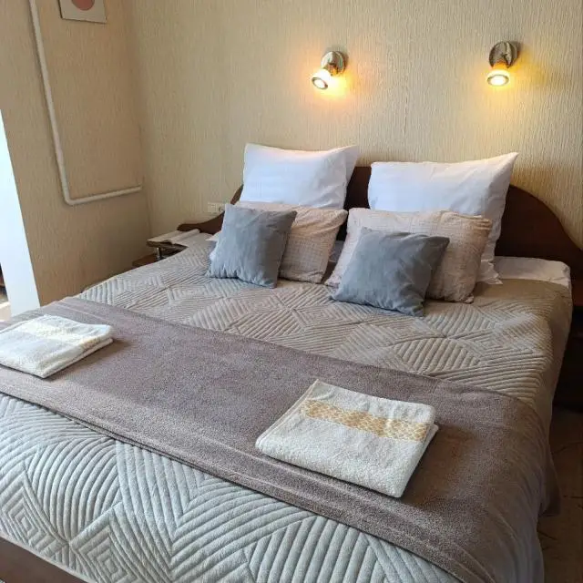 Real photos of Apartments on Vakulenchuk street 10