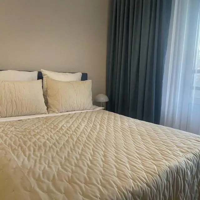 Real photos of Pronina Apartments on 64 Komendantsky Avenue, building 1