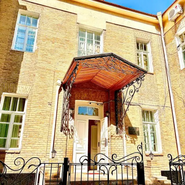 Реальные фото Officers Boutique Hotel (Офицерс Бутик)