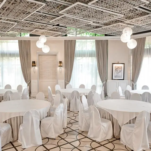 Real photos of Zhardine Park Hotel