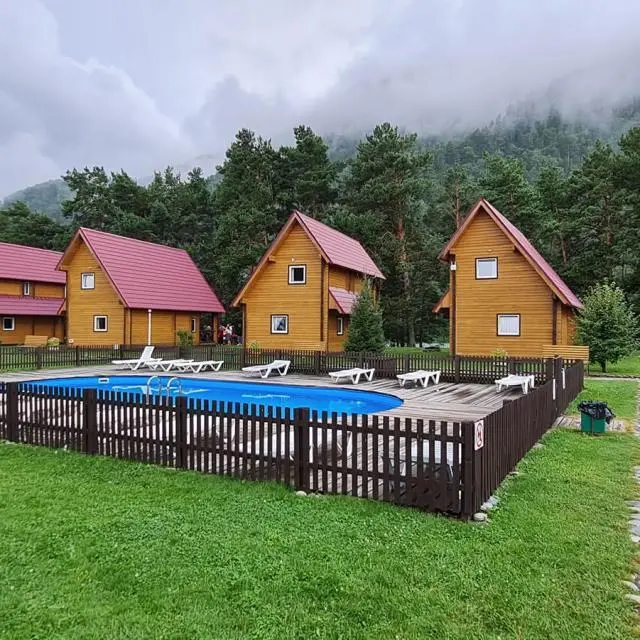 Real photos of Usadba Slavnaya
