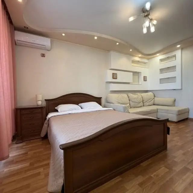 Real photos of Apartments on Vasilenko street 16/1