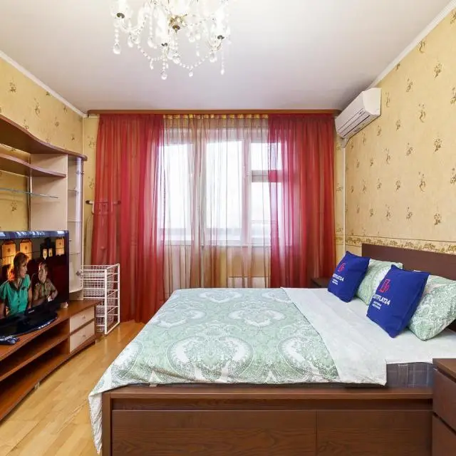 Реальные фото BestFlat24 (БэстФлэт24) на улице Снежная