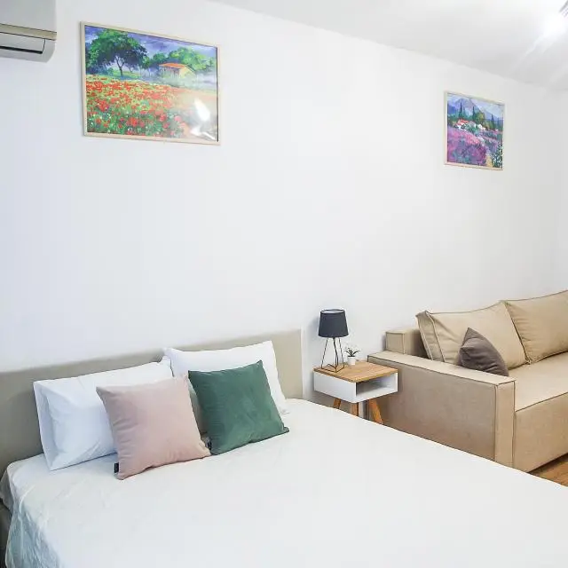 Real photos of Apartments on Lenin Avenue 72A