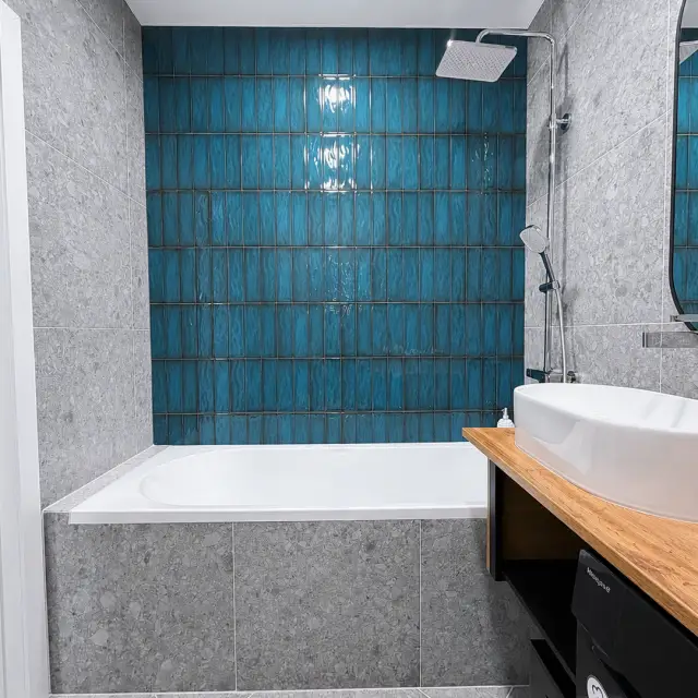 Real photos of Apartments on Gero Vladislav Posadsky St., 16/1 of the apartment chain "Here"