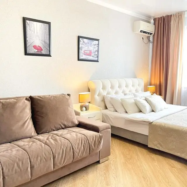Real photos of DreamApart Apartments on Zhloby Street