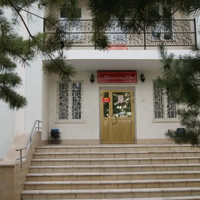 Real photos of Salyut on Shkolnaya street, 4