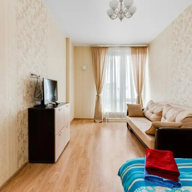 Реальные фото BestFlat24 (БэстФлэт24) на улице Лётная 21/1