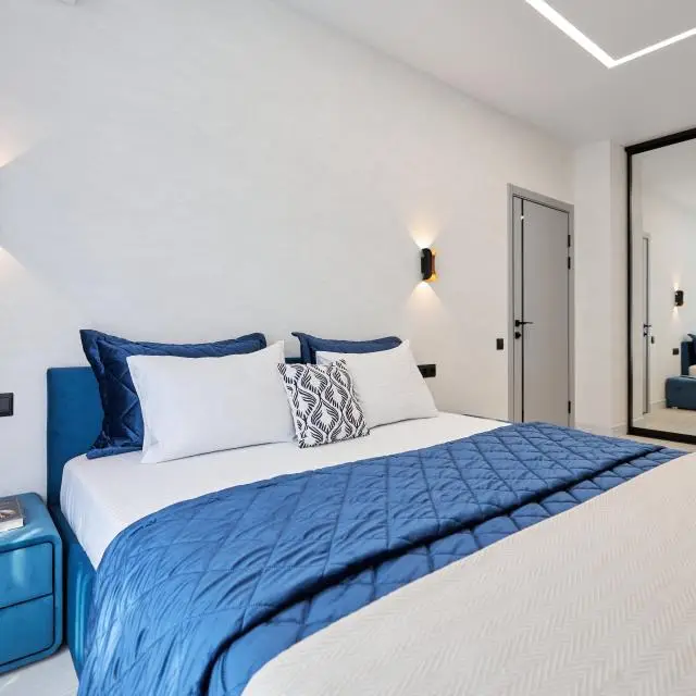 Real photos of Apartments on 157B Krasnoarmeyskaya street/83-9