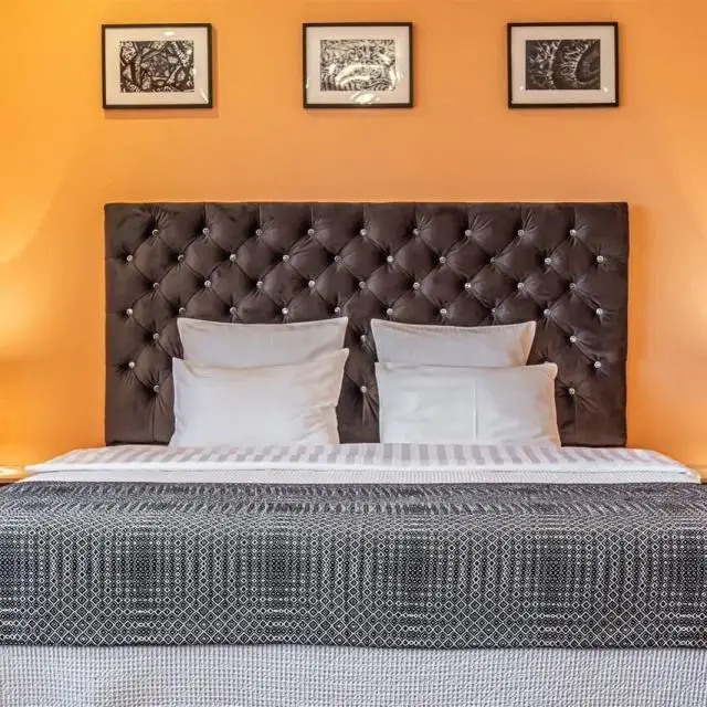 Real photos of Apartments on Dovatortsev street, 37/5