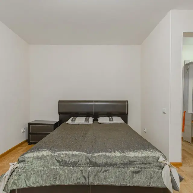 Real photos of Krylia Apartment Bureau on Chapaev street 13