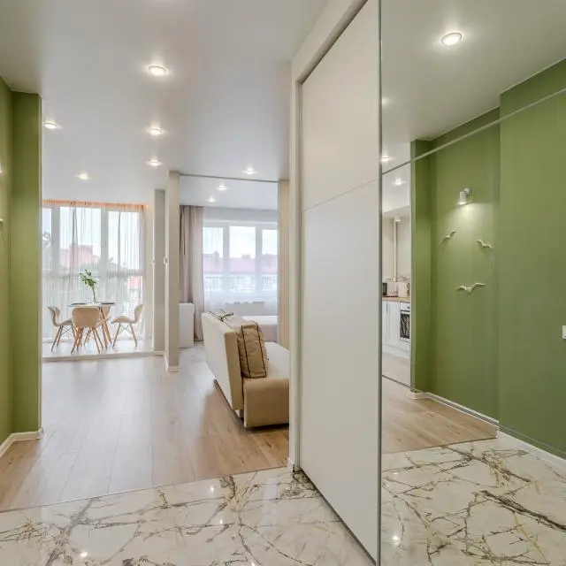 Real photos of SCANDI apartments on 6 Tikhaya Street, building 2