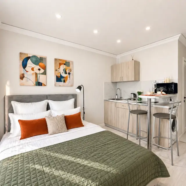 Реальные фото Vegas apartments на улице Бурнаковская 111