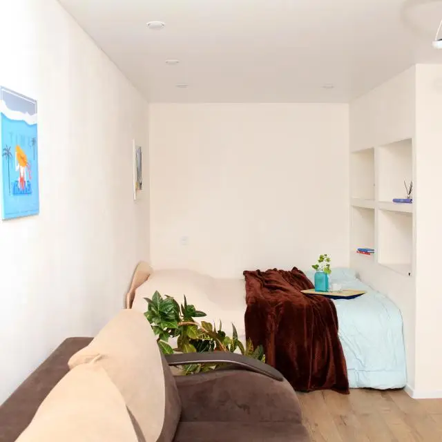 Real photos of 1-room apartment, 36 m2, 2 beds