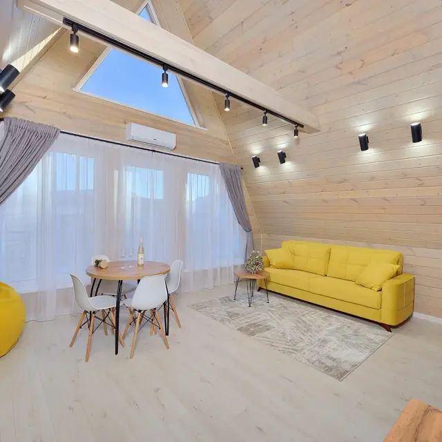 Реальные фото Lakeside A-Frame Lemon (Лэйксайд А-Фрейм Лемон)