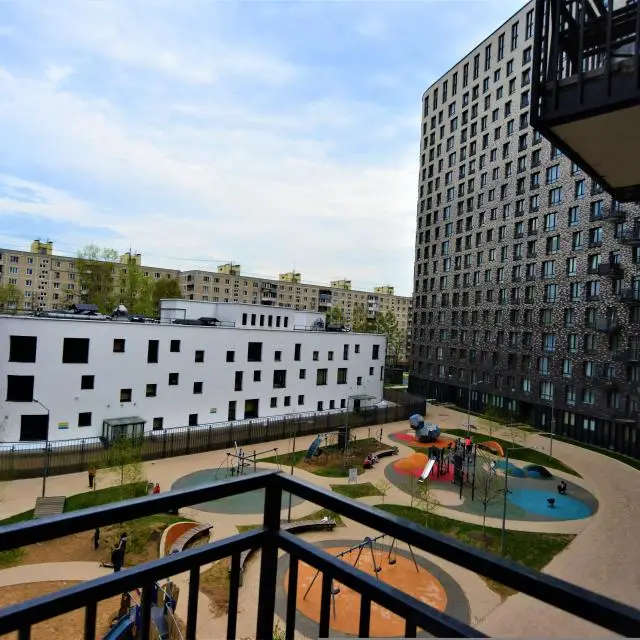 Реальные фото BestFlat24 (БэстФлэт24) на улице Лётная 21