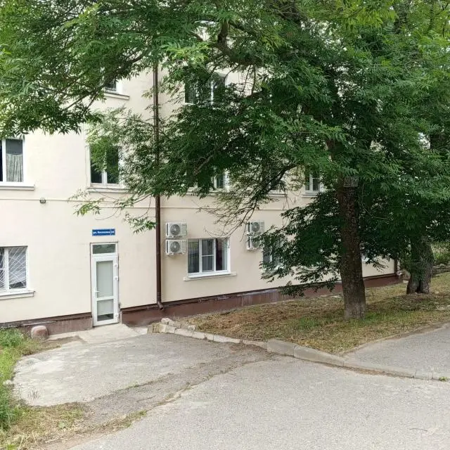 Real photos of Live Here