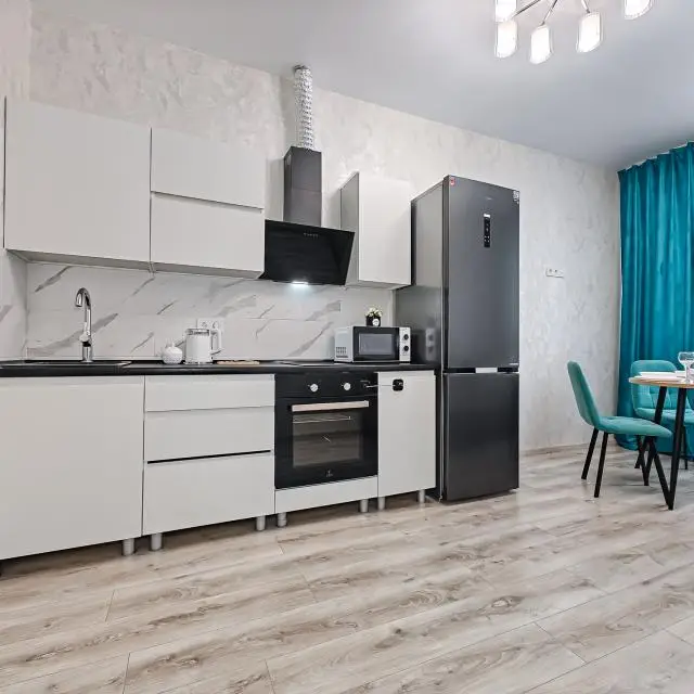 Real photos of Stepanenkov Apartments on 51 Military Street