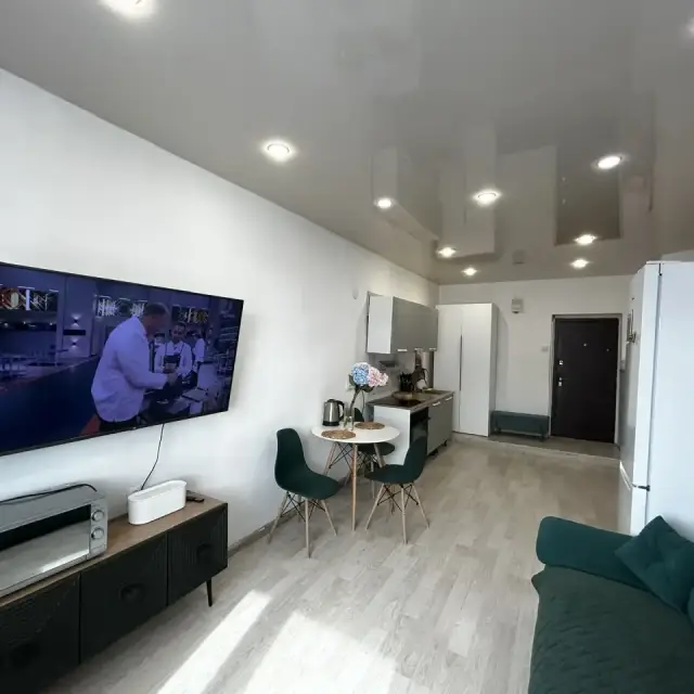 Real photos of What kind of house is on Klyuchevskaya 4B street