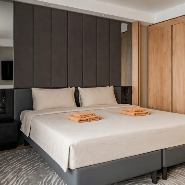 Real photos of Luxury apartments near the metro 