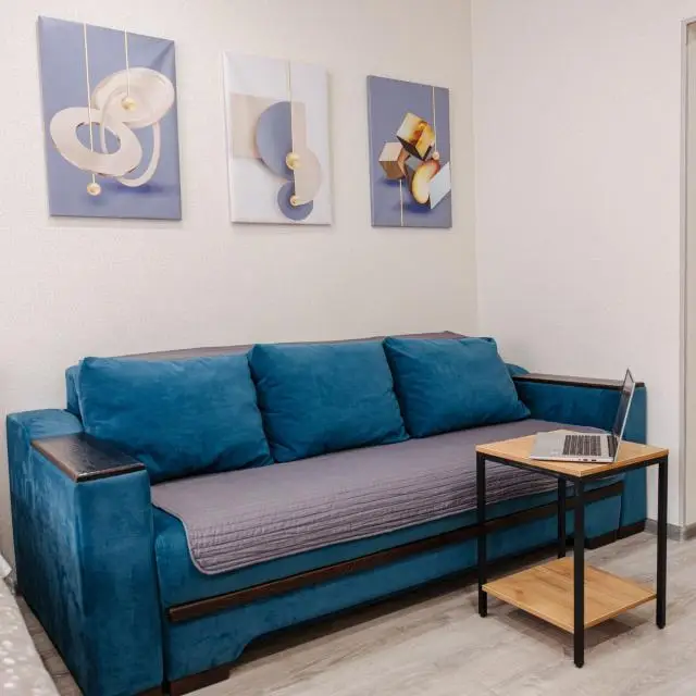 Real photos of Apartments on 43A Druzhby Narodov Avenue