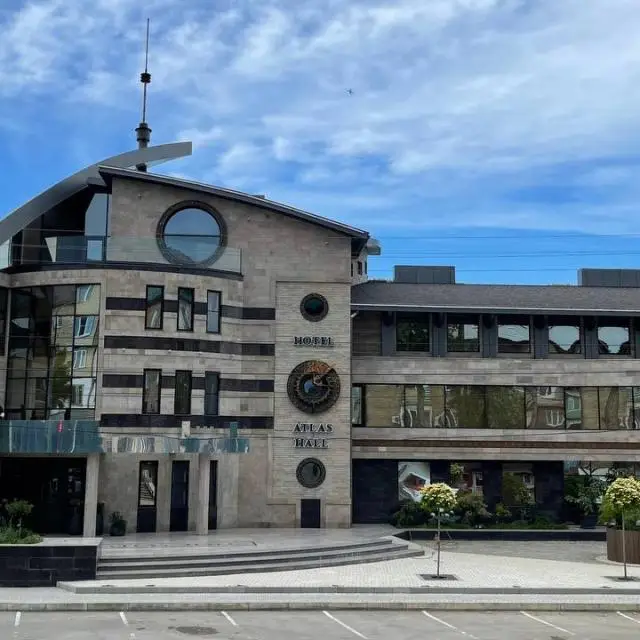 Real photos of Atlas Hall