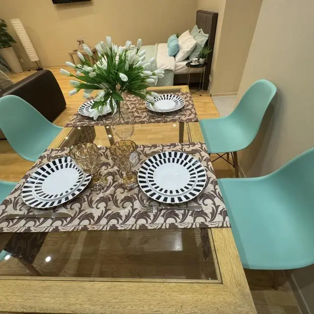 Real photos of DAY&like apartment chain on Radishchev Boulevard 29