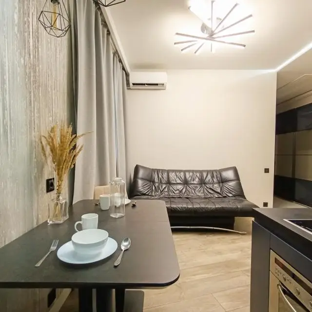 Real photos of 1-room apartment in the old center of Krasnodar, next to the Children's Hospital, Regional Children's Hospital and Perinatal Center.
