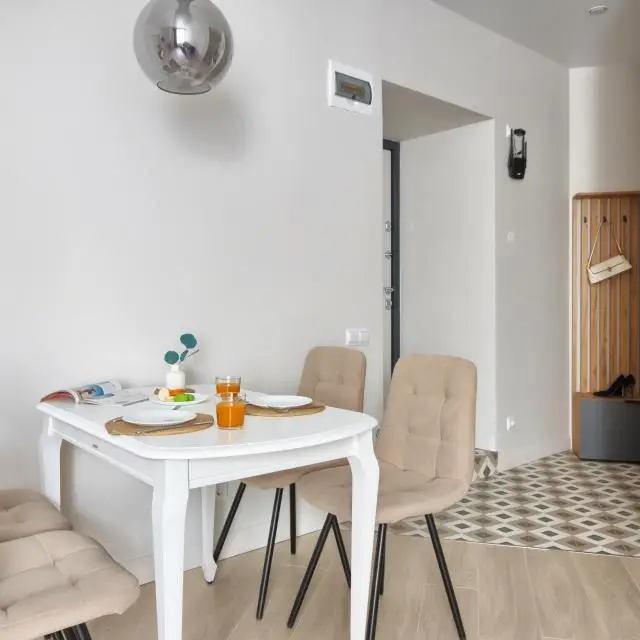 Реальные фото MyHome YourHome (МайХоум ЙоХоум) на улице Печатника Григорьева