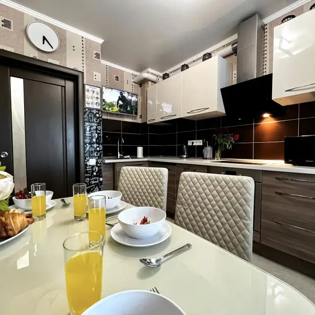 Real photos of Las Vegas Apartments at 61B Chistopolskaya