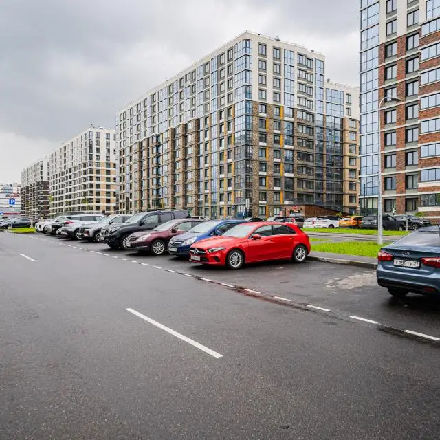 Real photos of Inndays on the First pre-port avenue d1