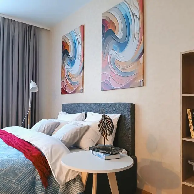 Real photos of Stella apartments of the Den House chain in the Five Star residential complex