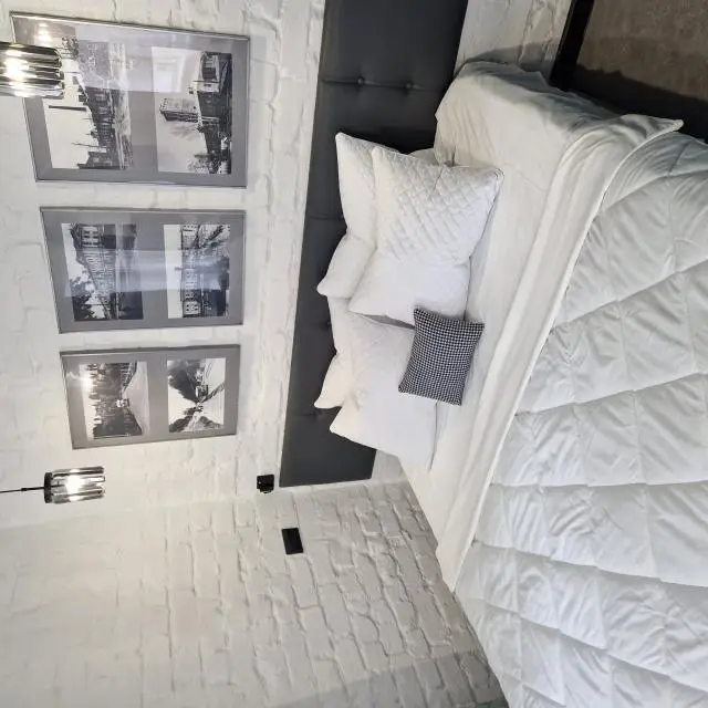 Real photos of retro apartments in the center