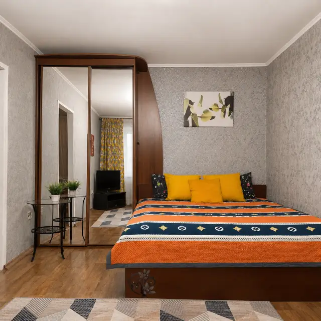 Real photos of Apartments on 79 Vernadsky Avenue