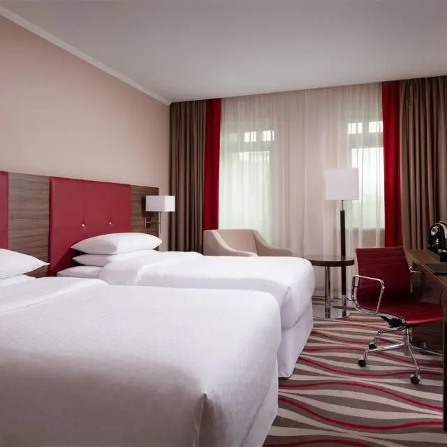 Реальные фото AZIMUT Сити Отель Калуга (Азимут Калуга) (бывш. Four Points by Sheraton Kaluga)