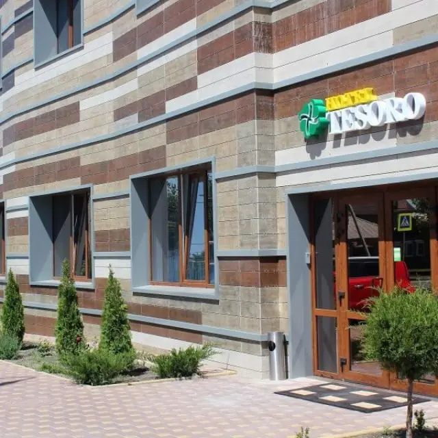 Real photos of Tesoro (Tesoro)
